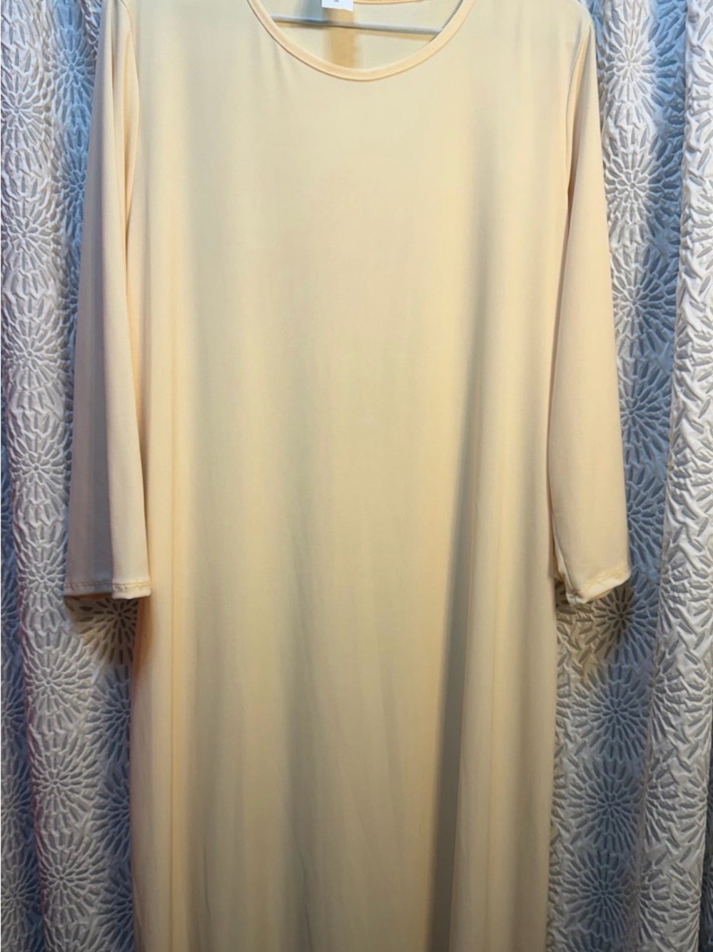 New Women’s Cream Long Sleeve Shift Dress